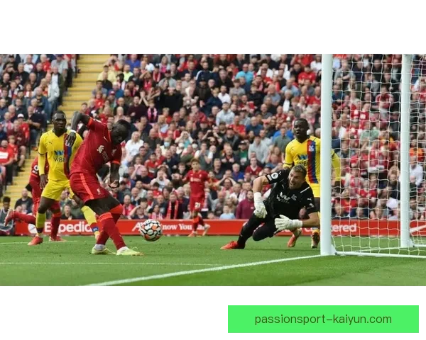 英超水晶宫对阵利物浦，球队状态持续提升，备受关注